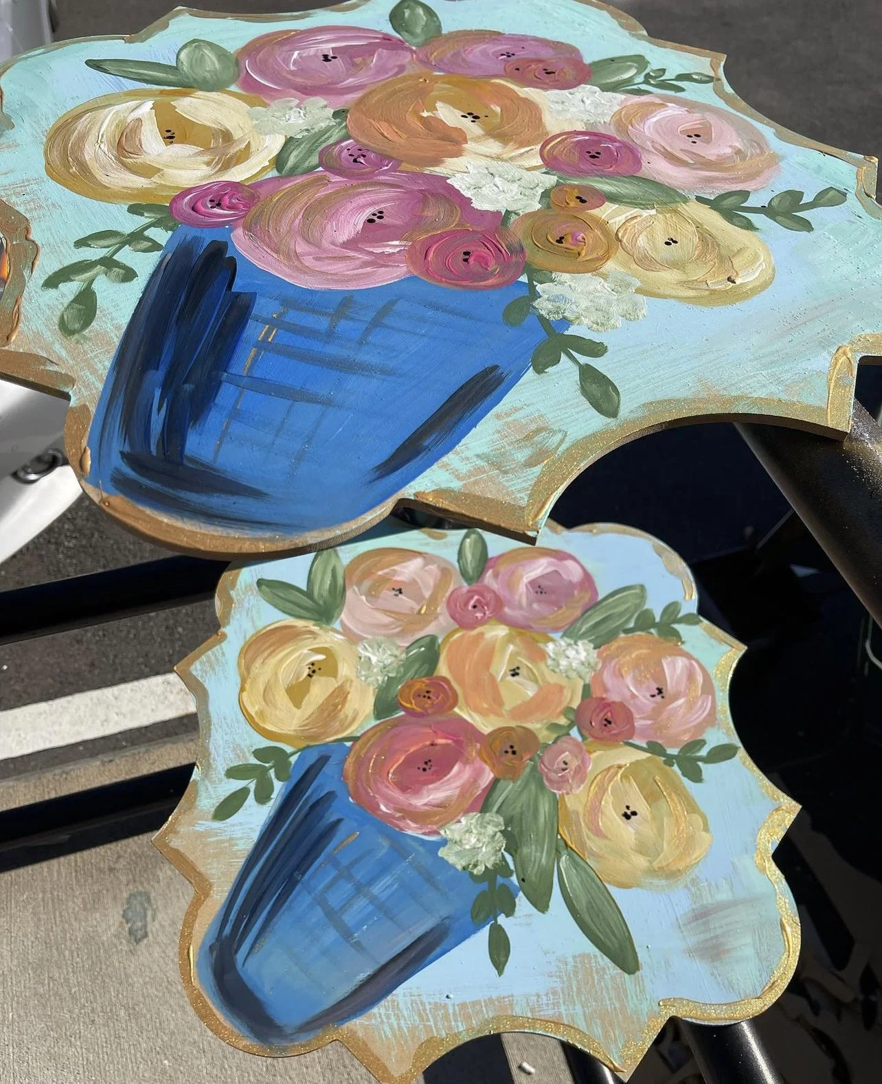 Quatrefoil Floral Door Hanger with Gold Accents