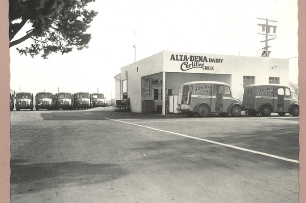 Grab a Pint: Alta Dena Dairy drive-thrus (KCET)