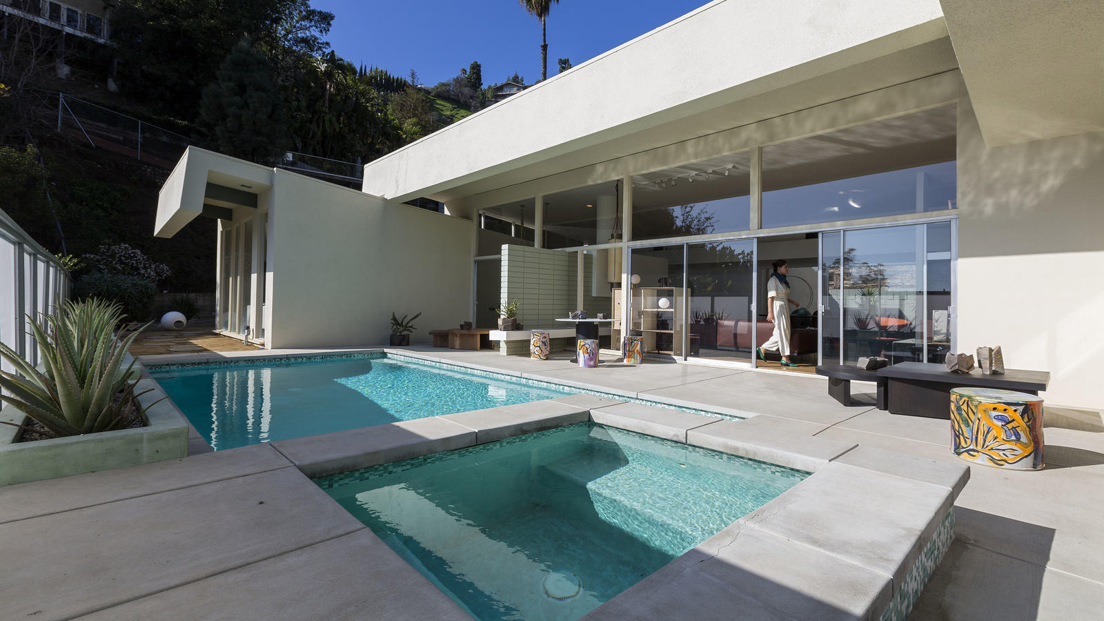 Casa Perfect: A glamorous Hollywood Hills setting for L.A.’s newest design destination (Los Angeles Times)