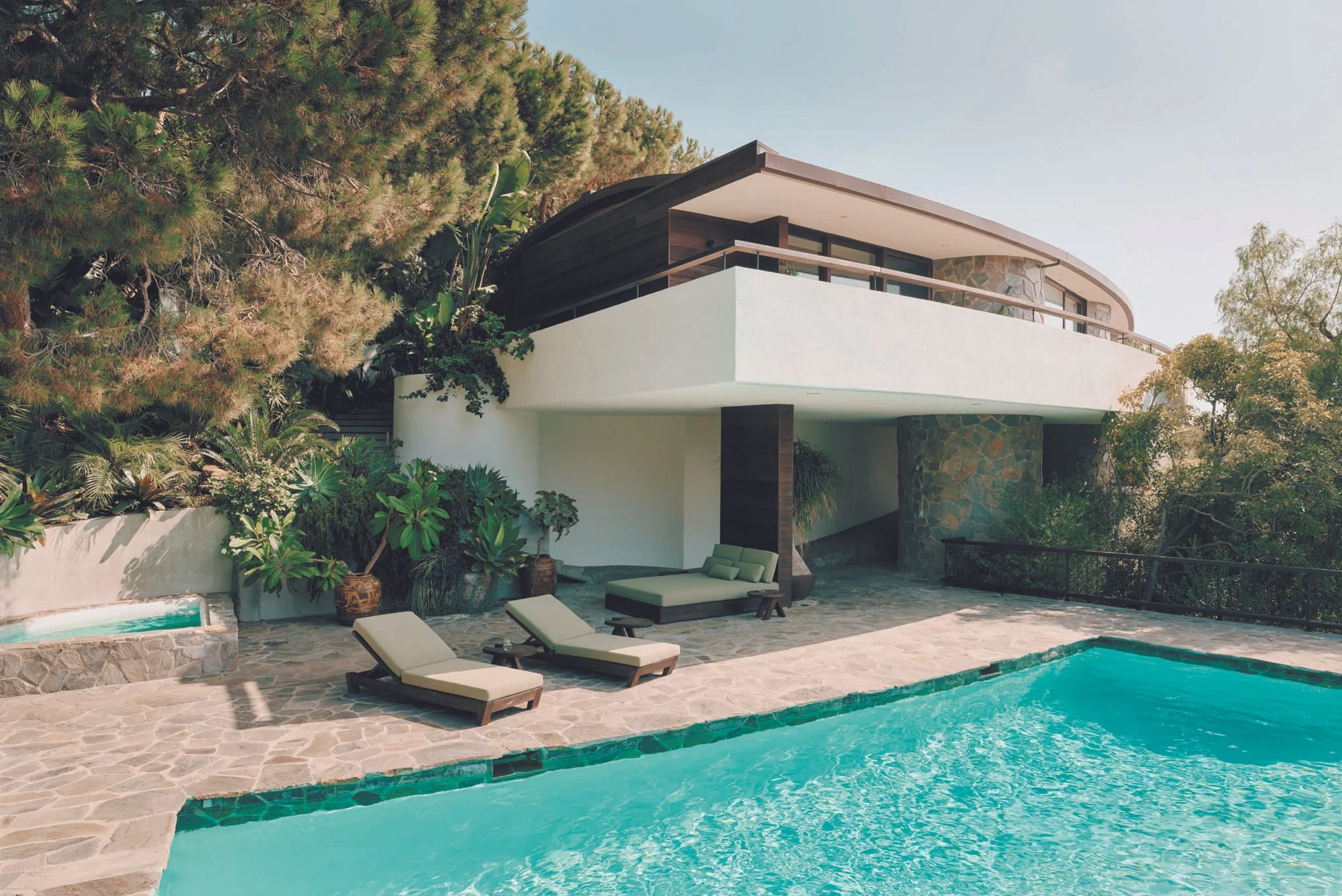 Back to the Future: Conner + Perry Architects restore a 1980s John Lautner Home that Feels Rooted in Place—and Blissfully Removed from Time (California Home + Design)