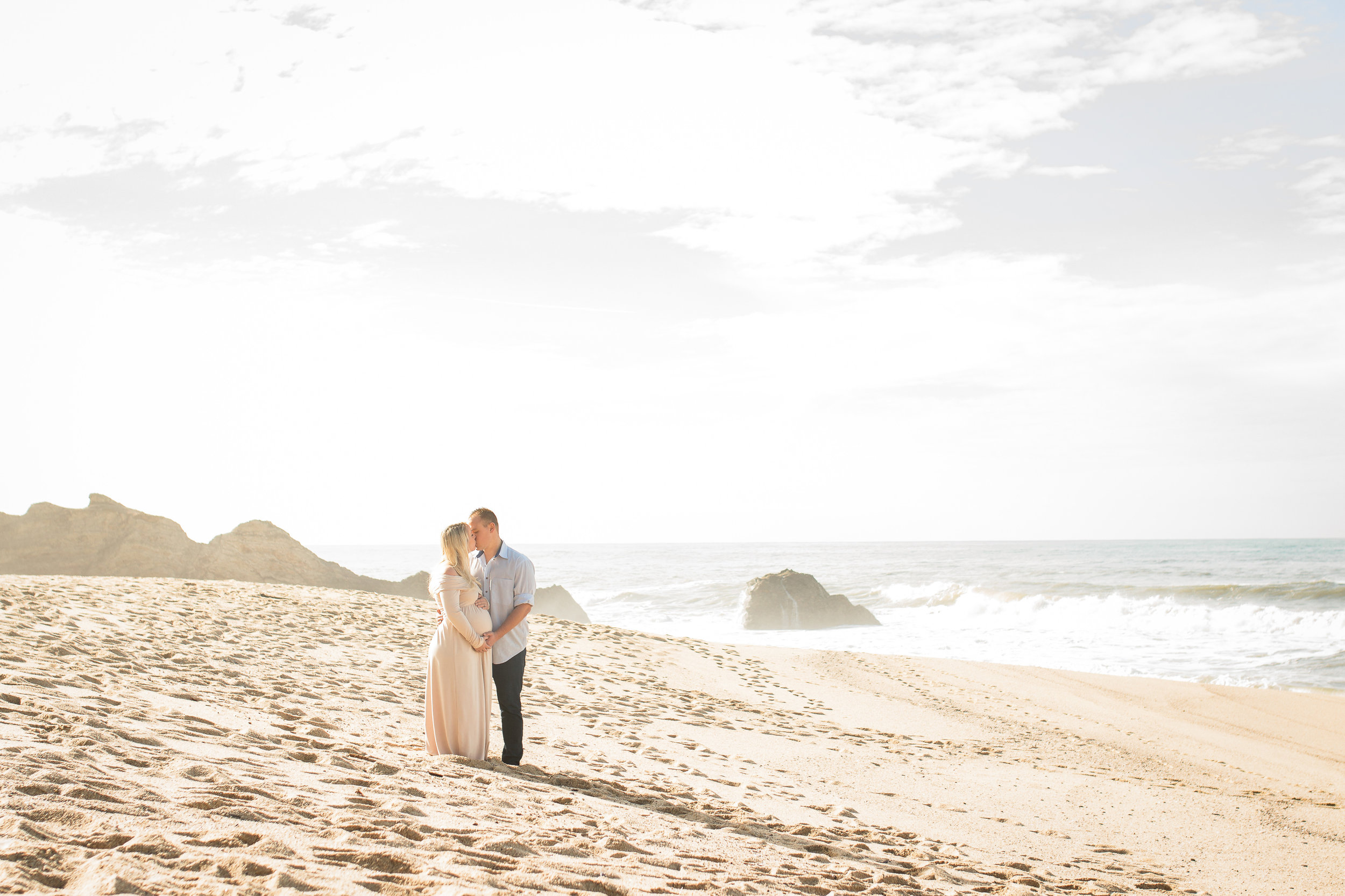 Chico Beach Maternity Baby Newborn Family Portrait by Kelsey Young Photography-65.jpg