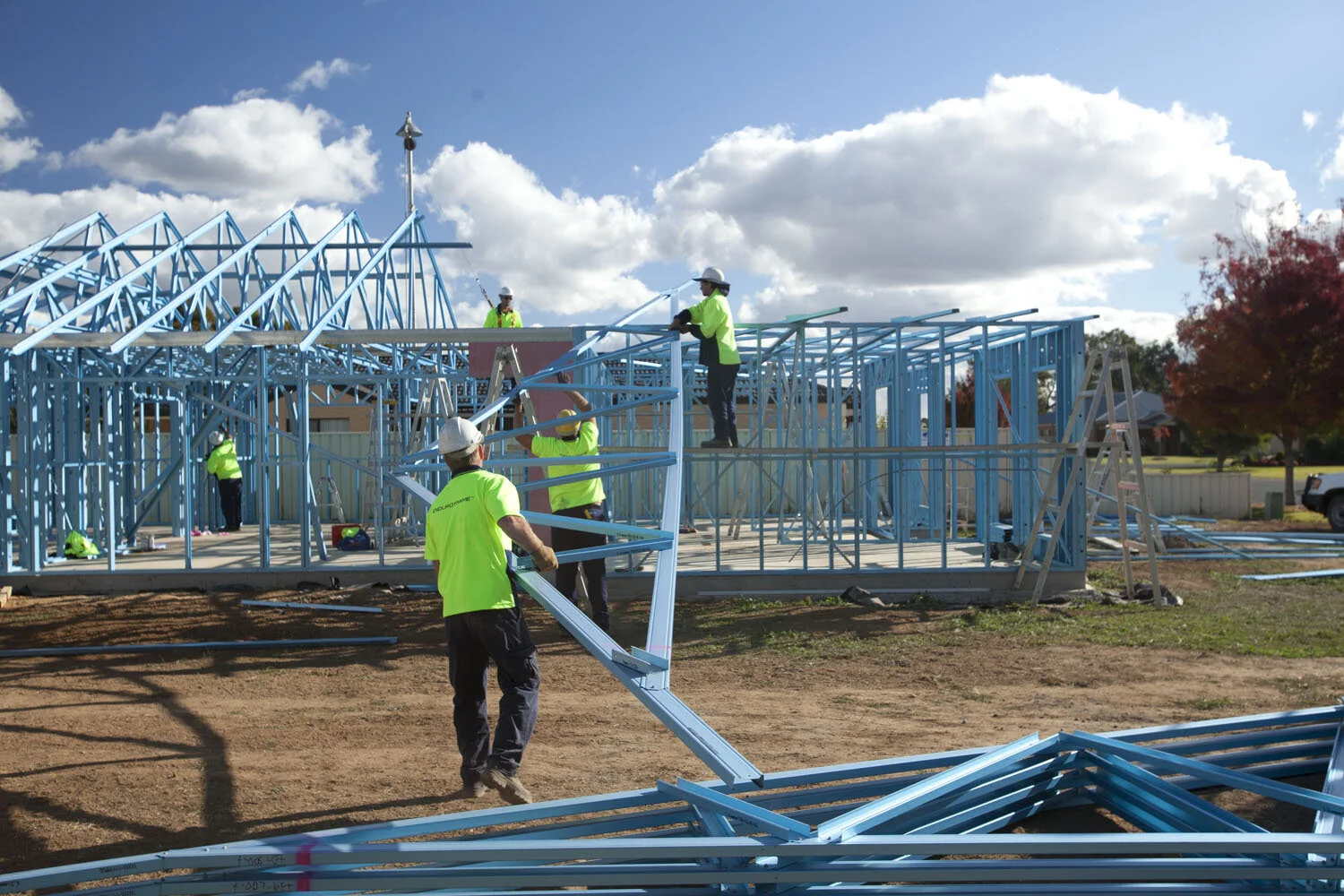 carbon steel frame meaning