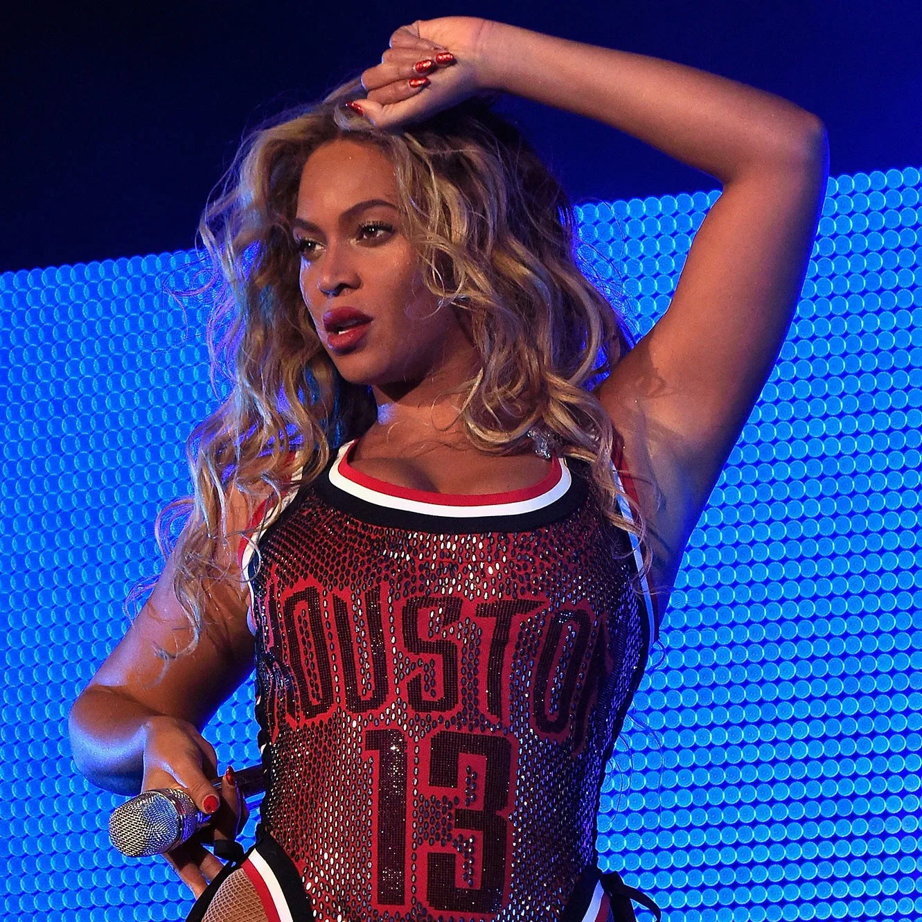 00-tout-beyonce-houston-rockets.jpg