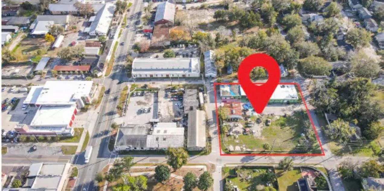 Aerial view of the 1-acre development block at 516 SW 1st St in downtown Gainesville, FL