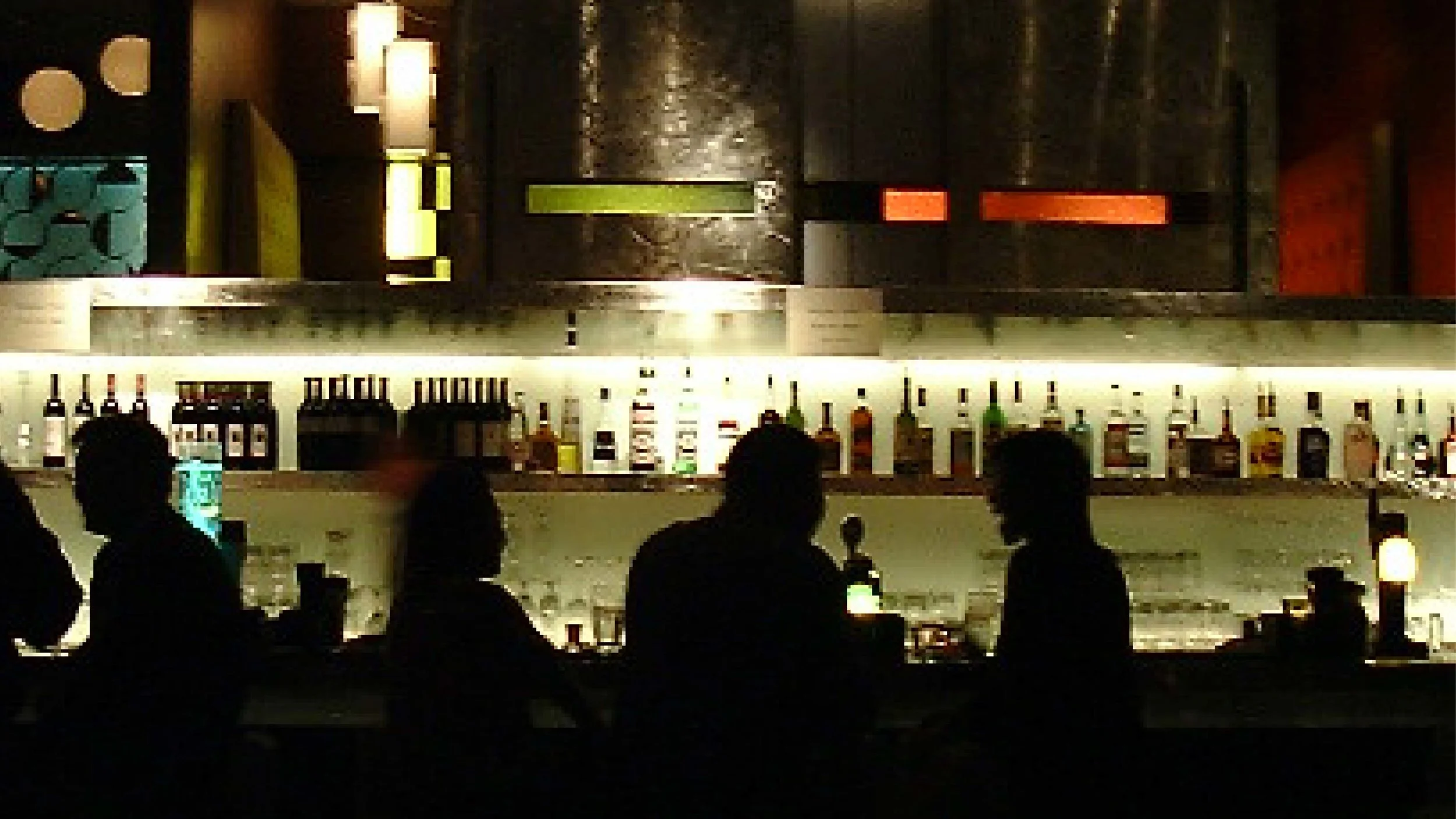 bar cafe01 16-9-04.jpg