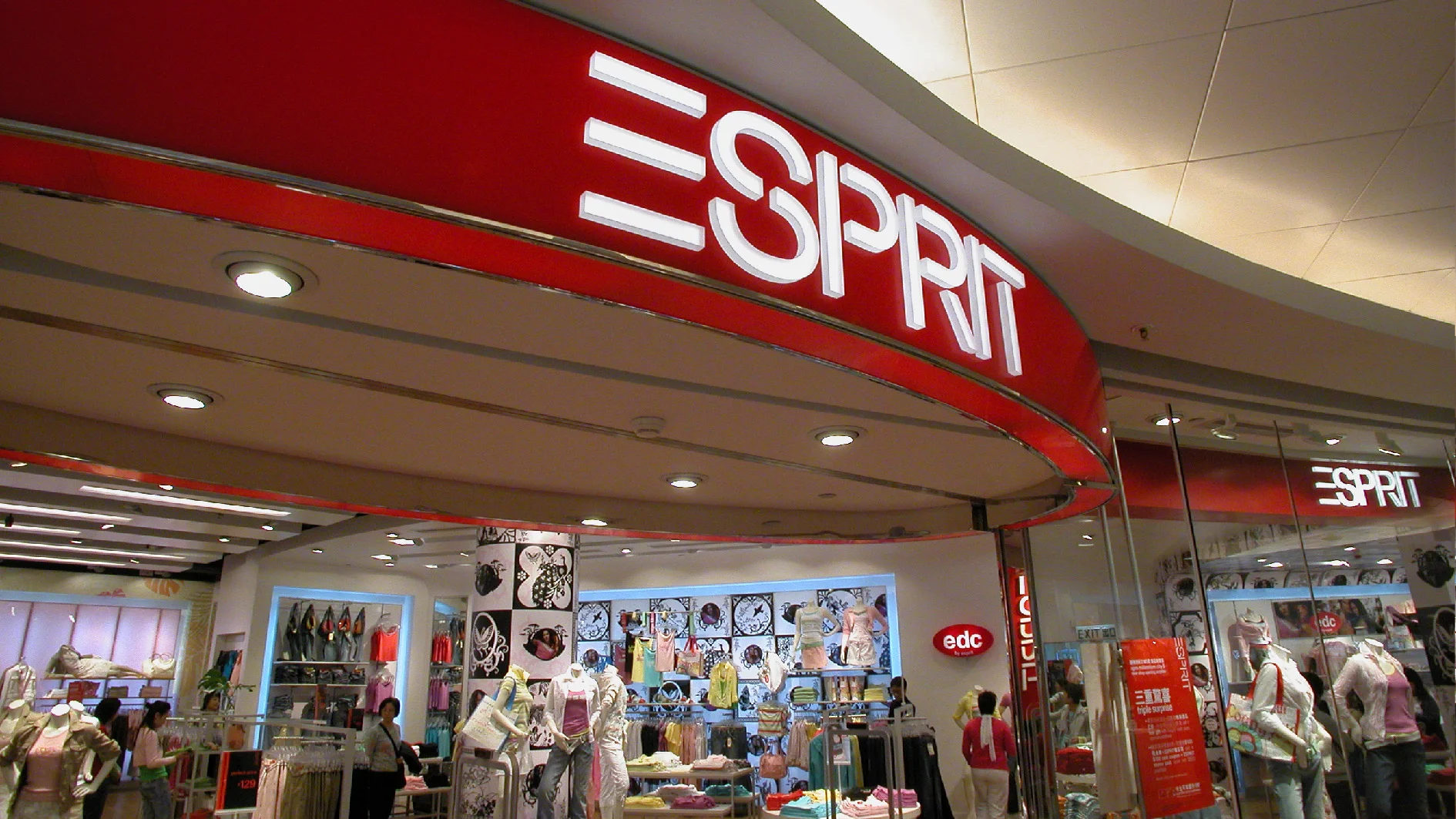 Esprit 16-9-05.jpg