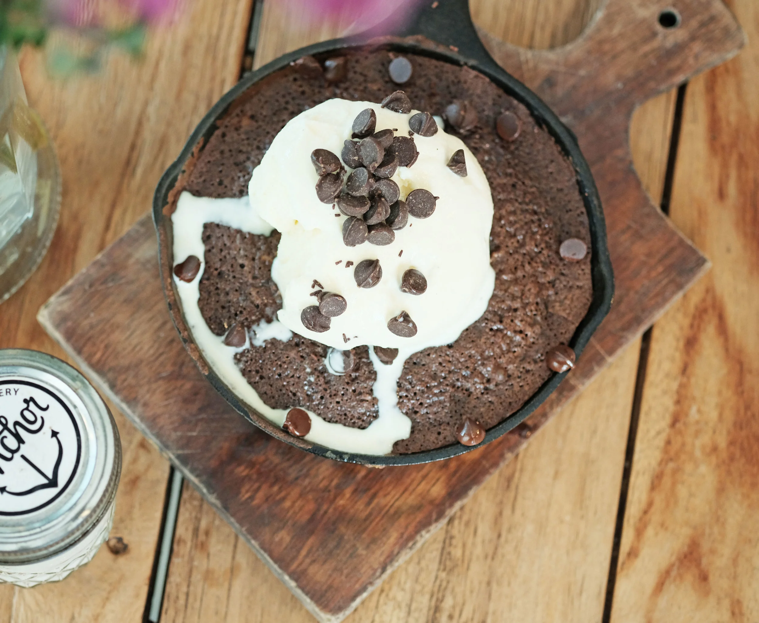 Skillet Brownie | 80 / + Ice Cream 30