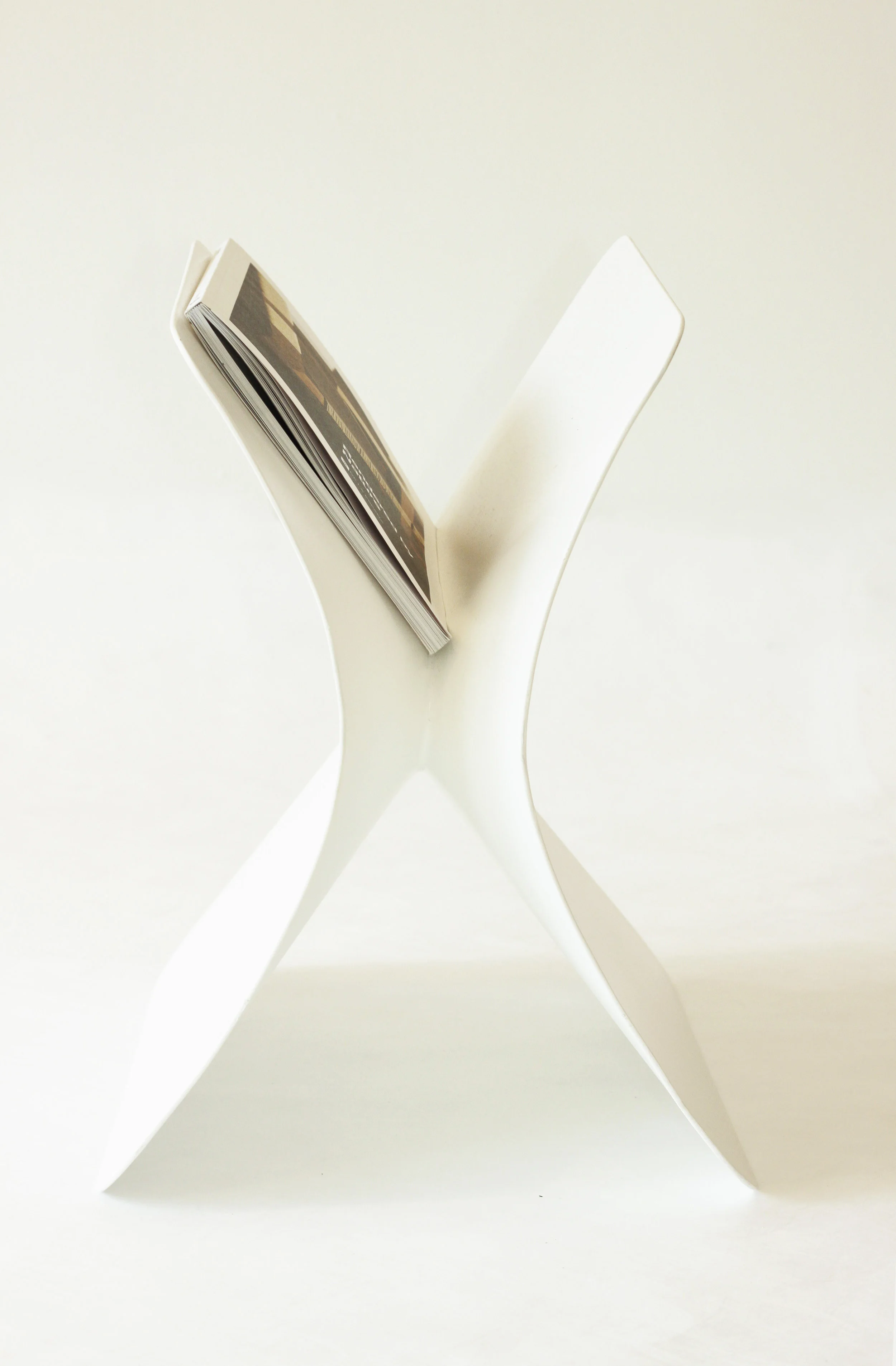 Collar Magazine Rack 5.jpg