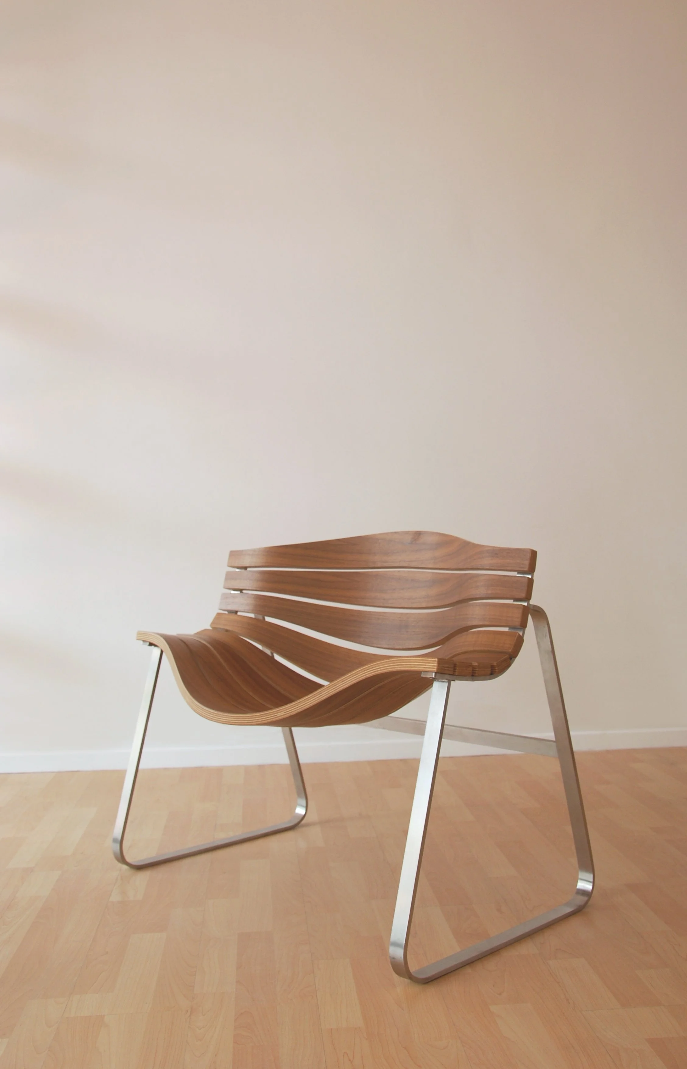 Streamline Chair