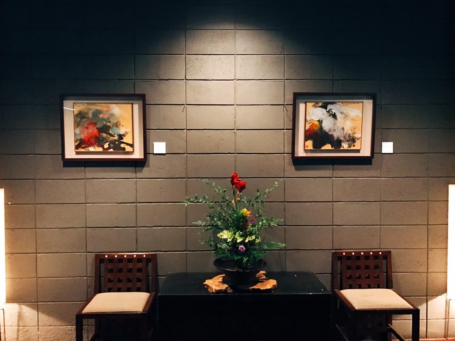 Paintings at Shintori Kaiseki restaraunt in Taipei