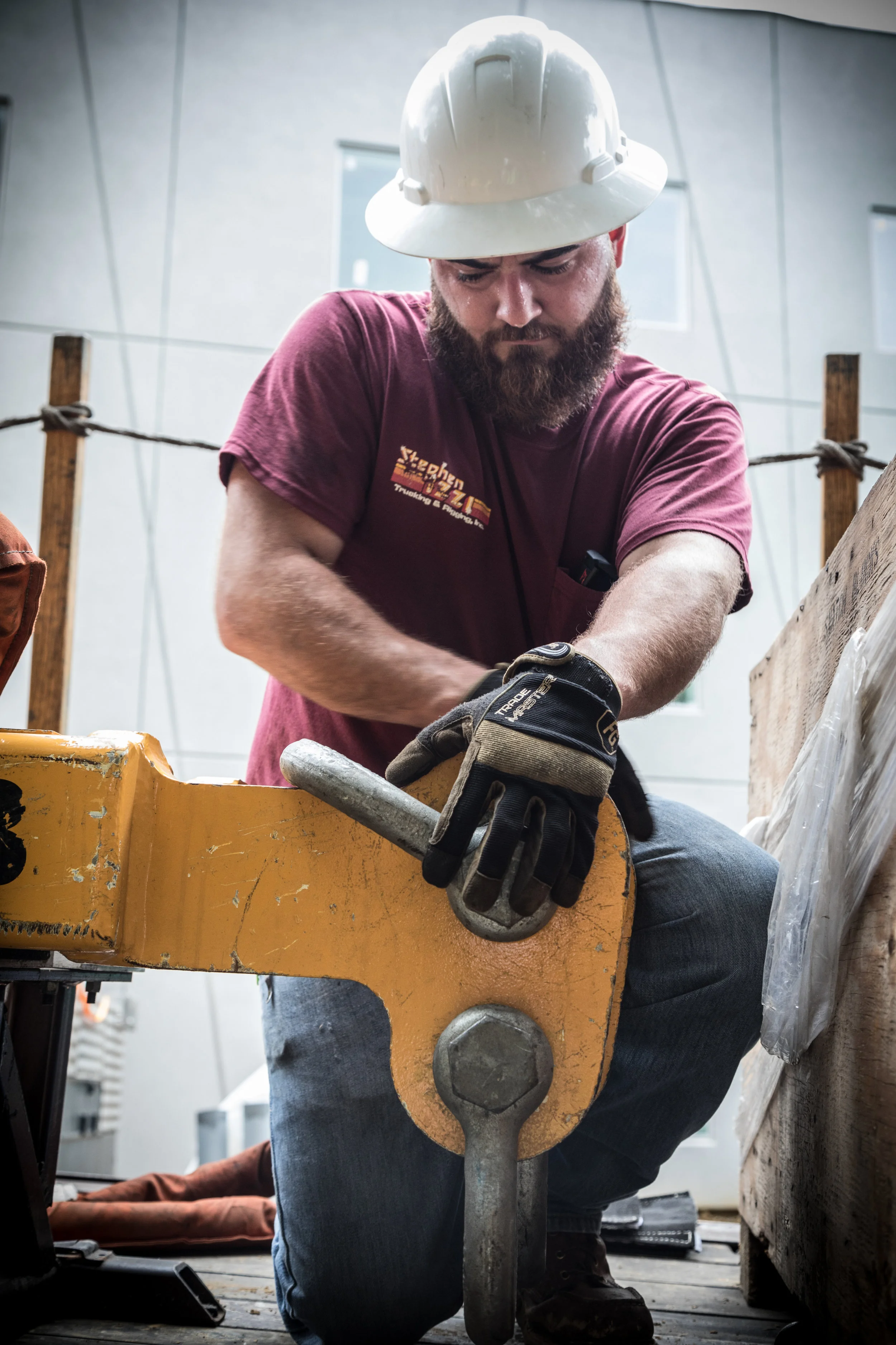 Stephen Izzi Trucking & Rigging.