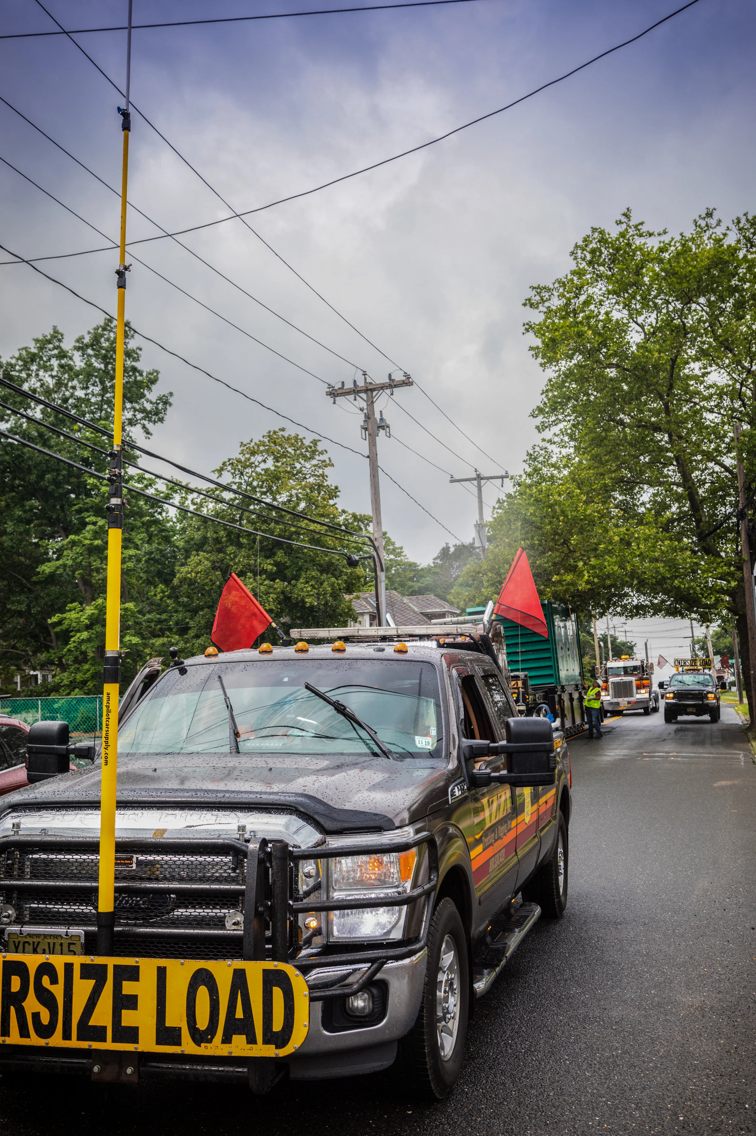 Stephen Izzi Trucking & Rigging.