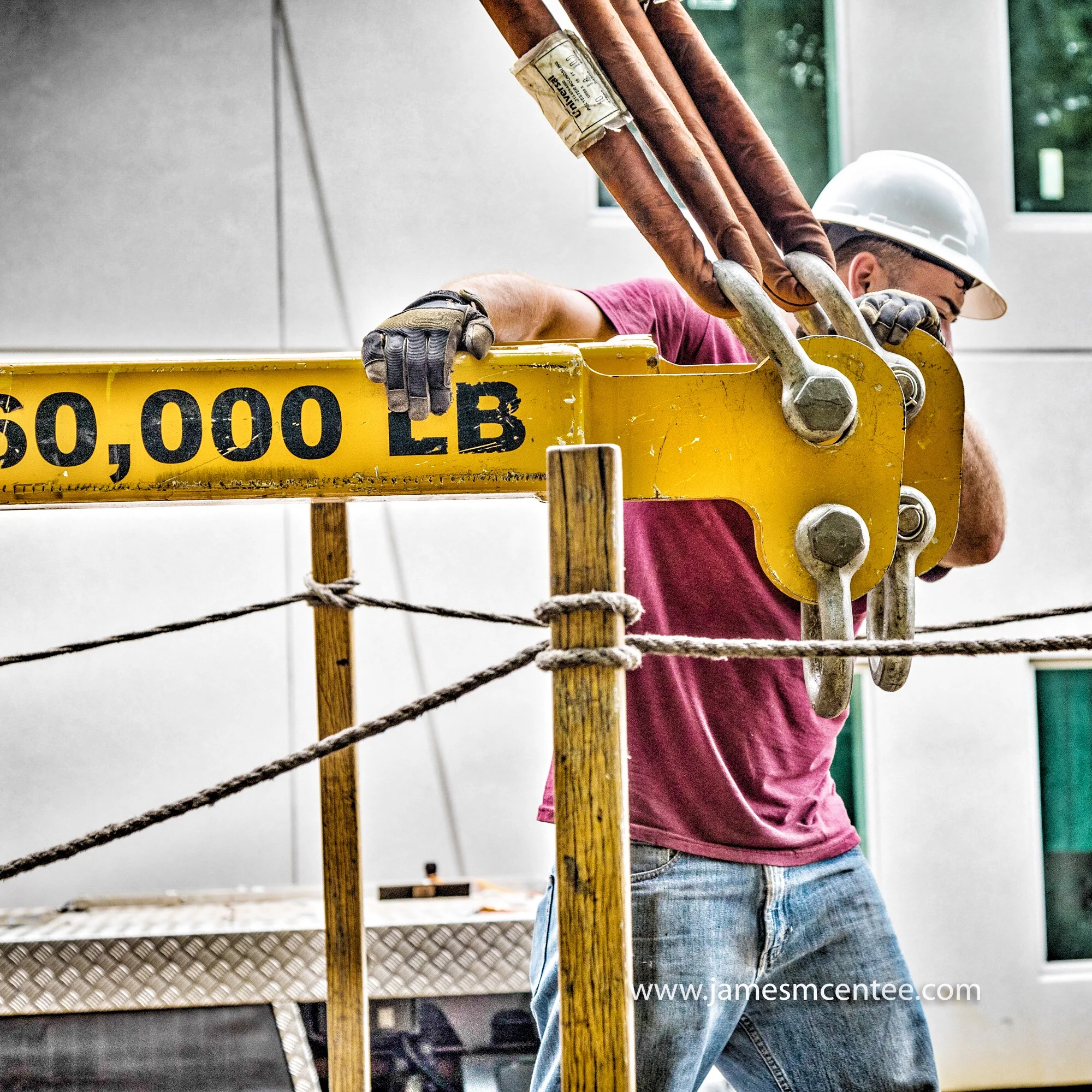 Stephen Izzi Trucking & Rigging.