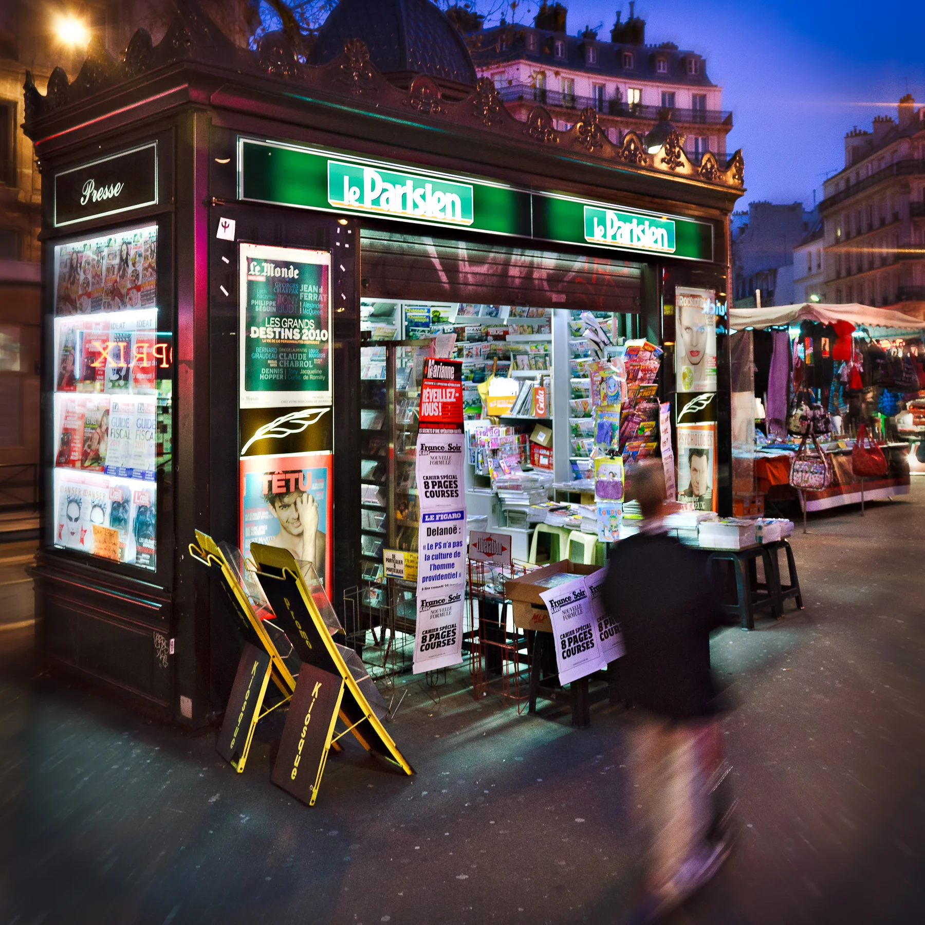 newsstand5210-2.jpg