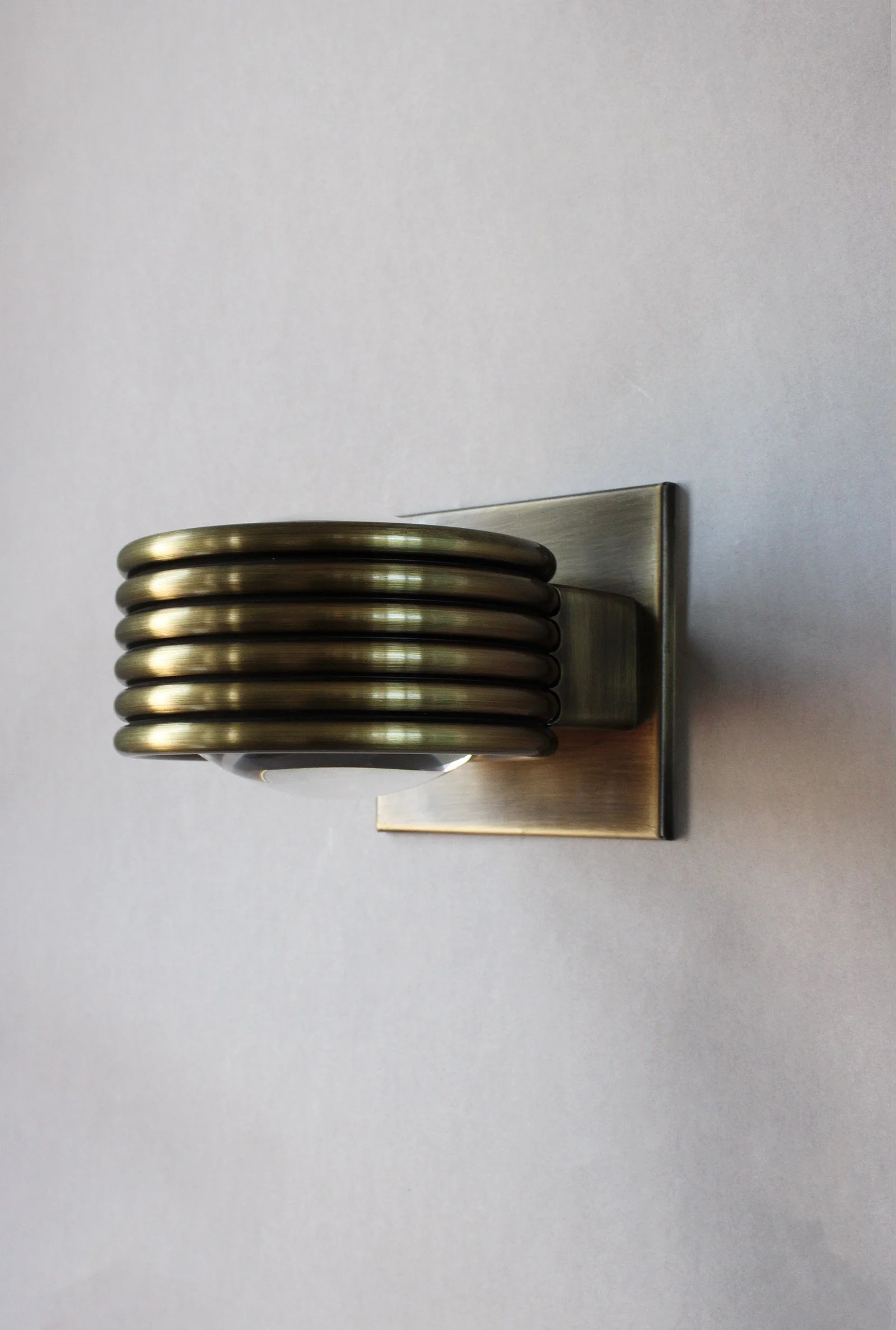 halo_ant brass backplate no screw2.jpg
