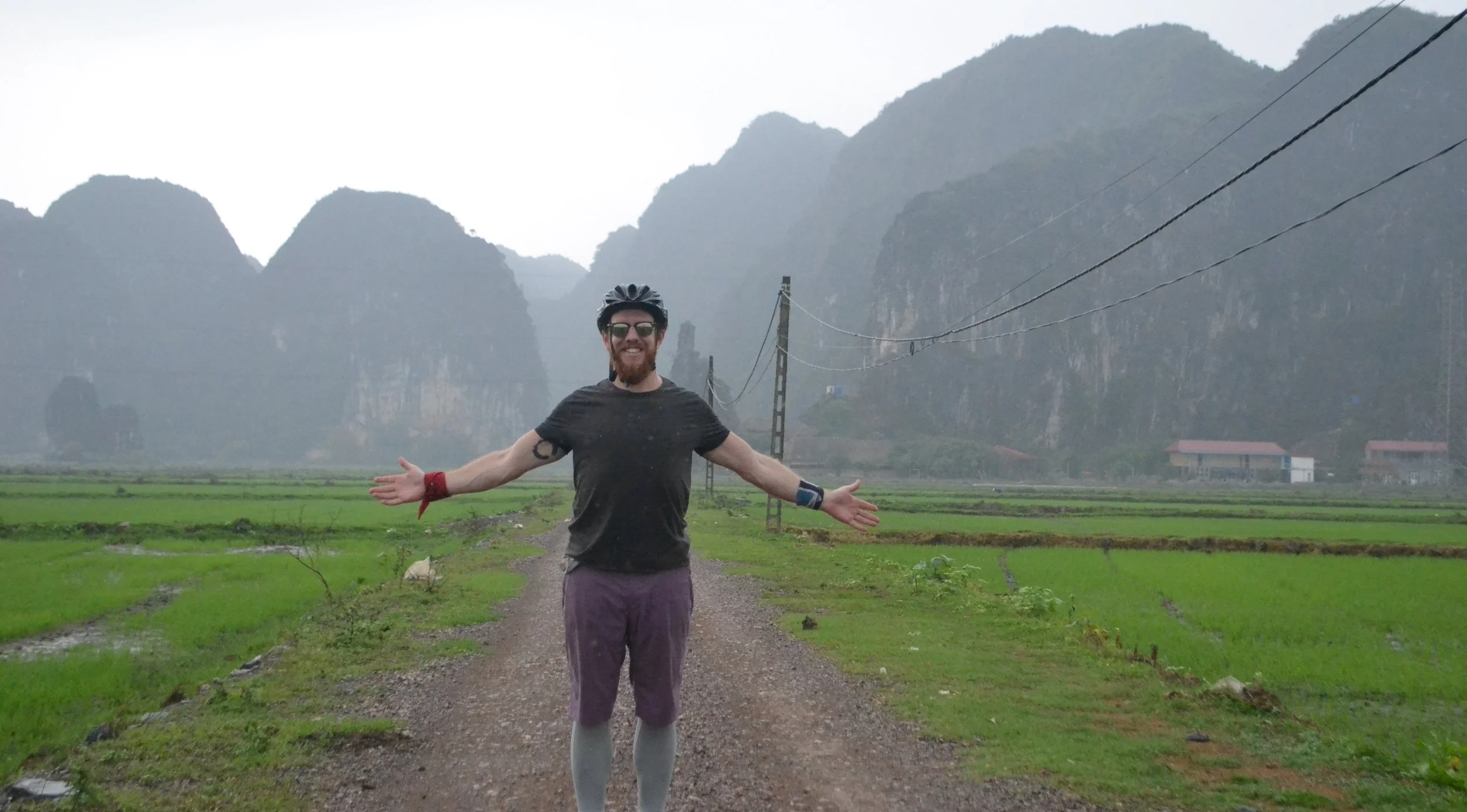 Welcome to the scenic Tam Coc