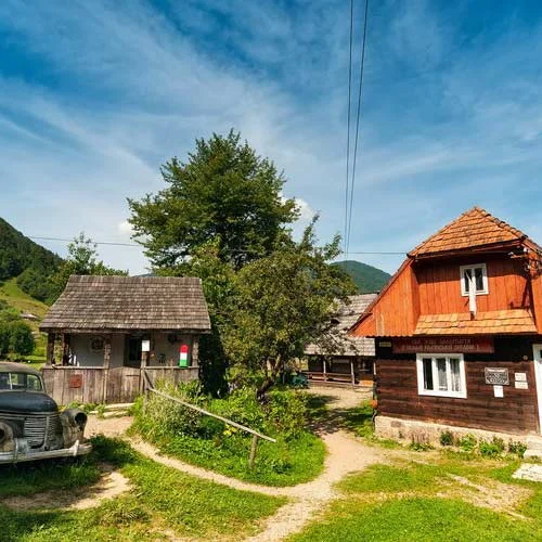 village-ukraine-project-kaif.jpg