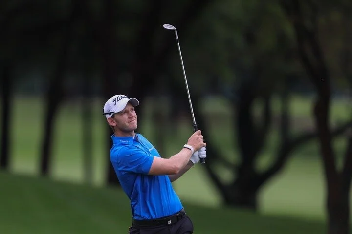 Trou-en-1 sur le Tour Européen