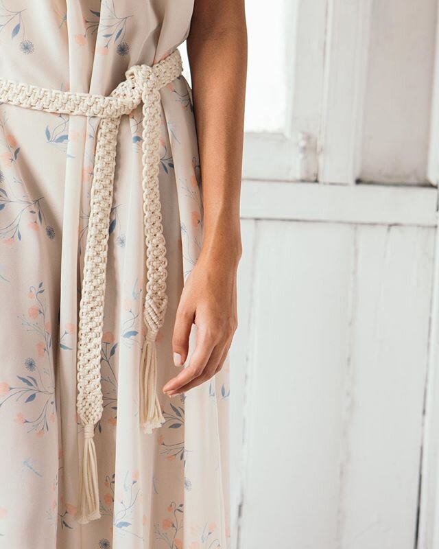 ANUK NEUTRAL ~ a few of our silhouettes have been paired with macrame belts done specially for us by @hobo_beautiful 💛 All our pieces are now available @pr_srilanka #ANUK #anukofficial #allsilkeverything #madeinsrilanka #islandliving #macrame #bouti
