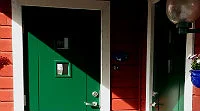 nydoor2_green.jpg
