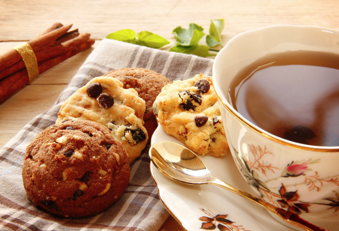 Can you help? We need Café volunteers!