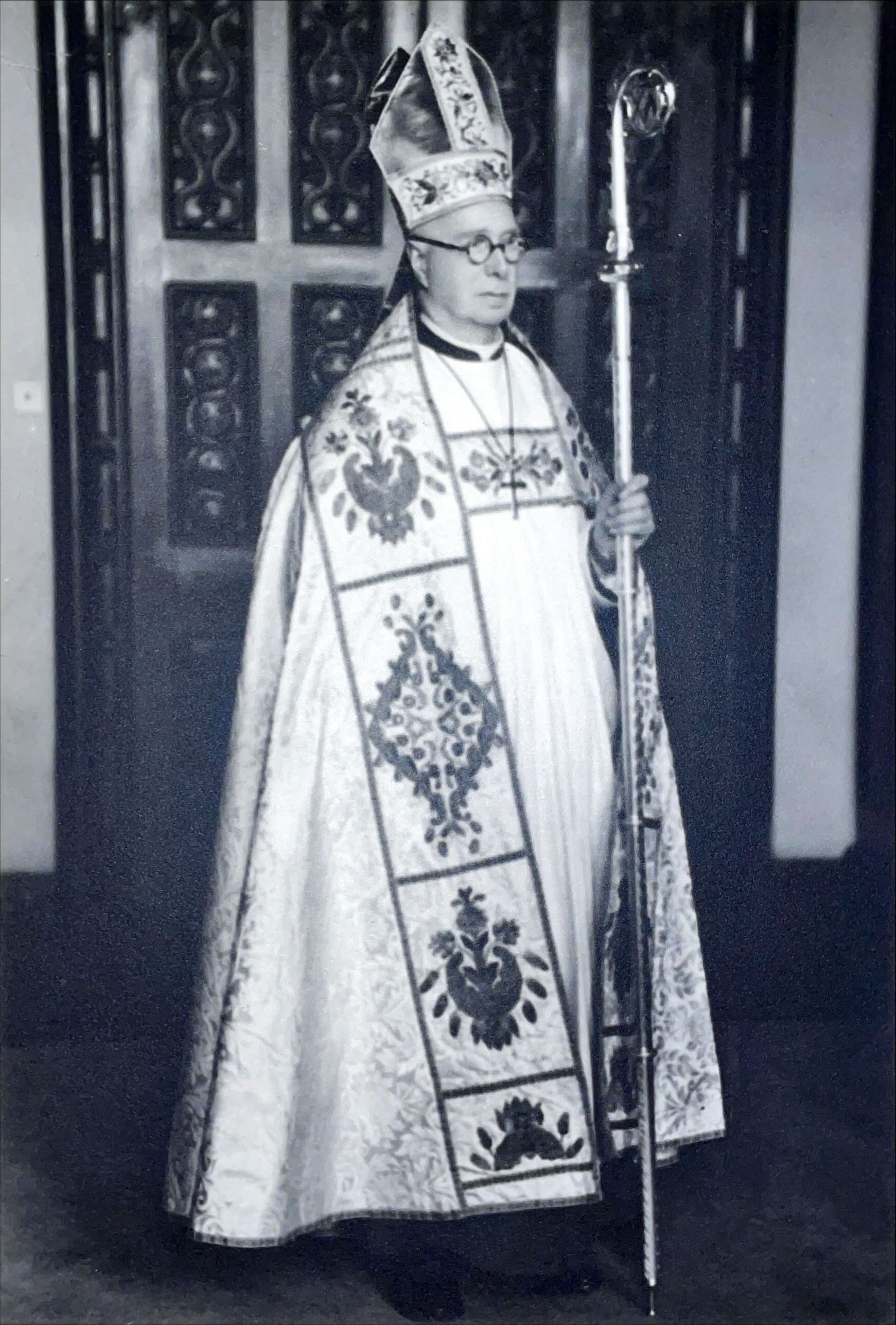 Bishop Linton-Smith, 1930-1939