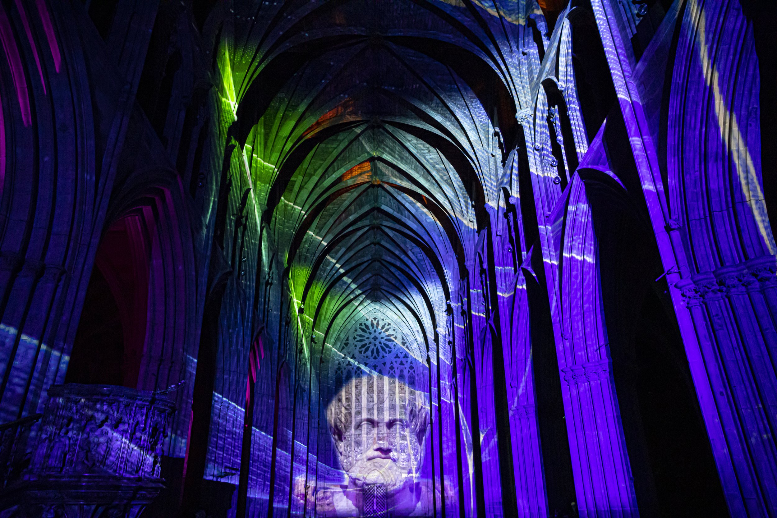 Worcester Cathedral Science son et lumiere Luxmuralis _5.jpg