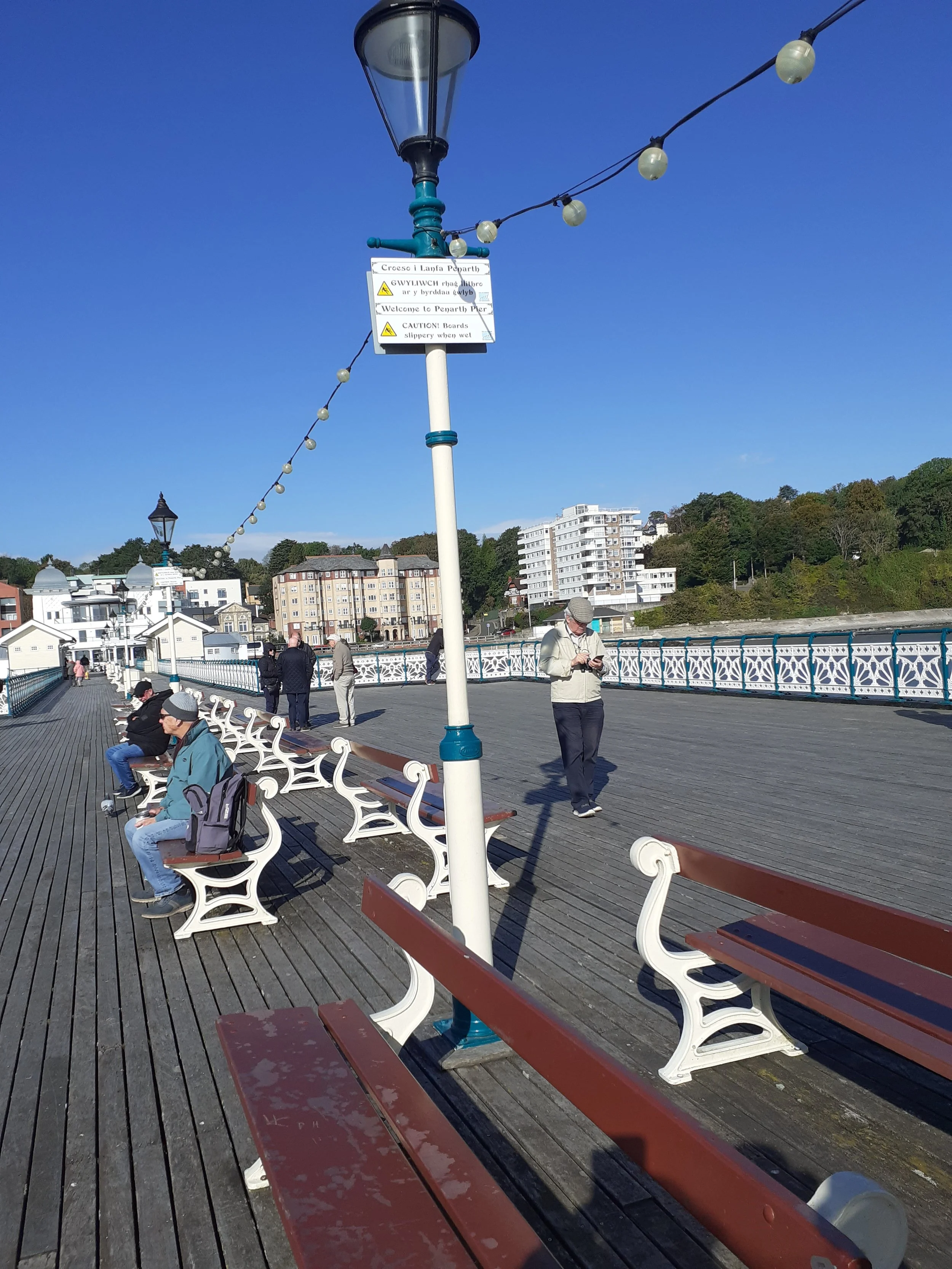 Penarth pier.jpg