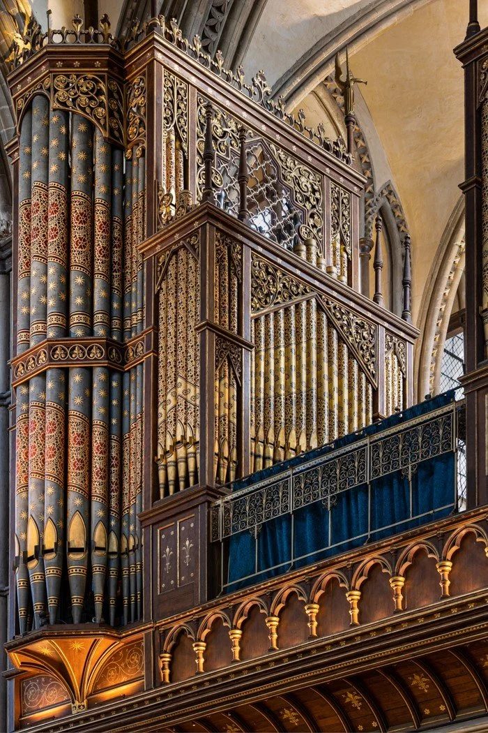 Nave closed to visitors for funeral