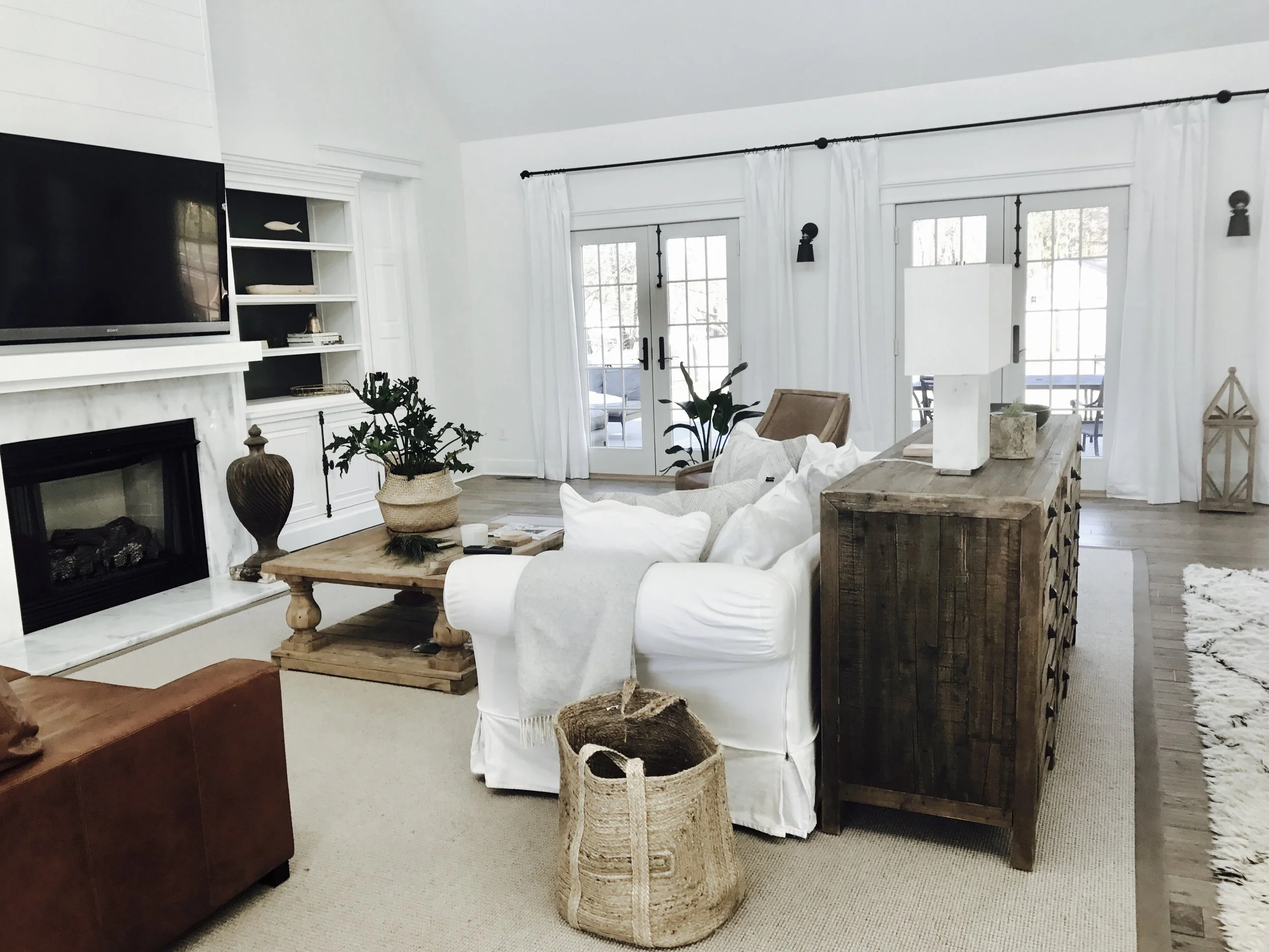 family room 2.jpg