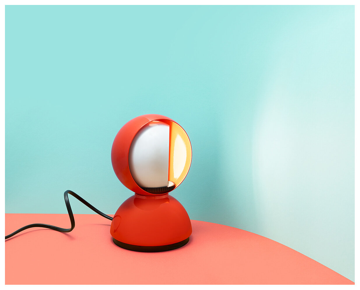 Specializzati nello StillLife, lavoriamo da tempo nel campo della moda, food e design. Sempre pronti ad ogni nuova sfida stilistica, tecnica e artistica