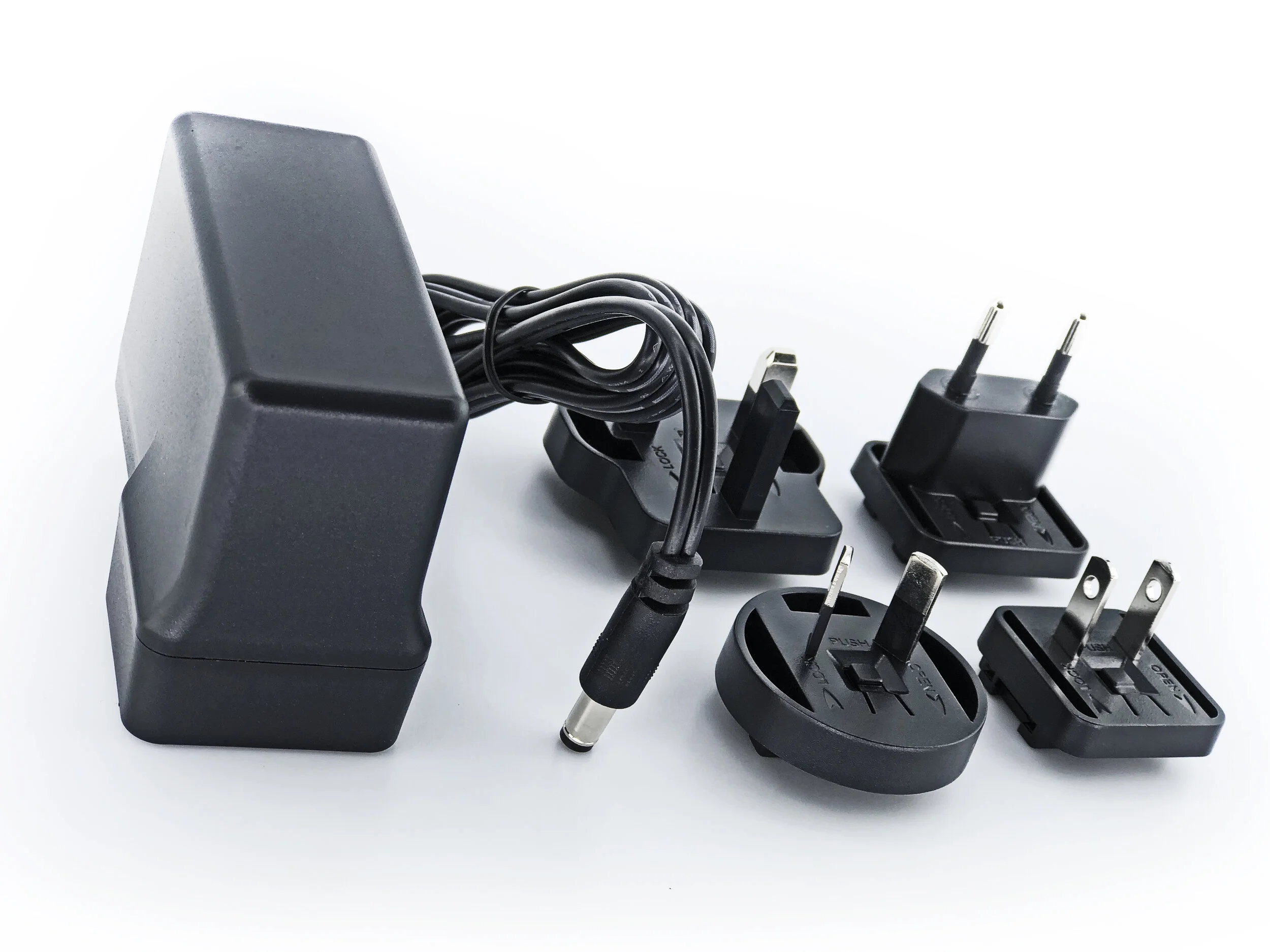  TW/Worldwide Adapter