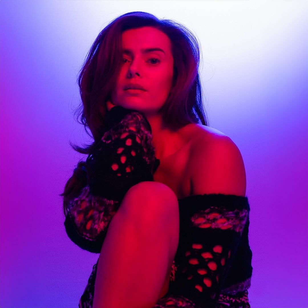 Some beautiful shots by @daveycroquet of @_rachaeloconnor for her newly released cover &lsquo;When the Heartache is Over&rsquo; ✨
All taken here at Zap Studios, based in Camberwell! 

 Director of Photgraphy &amp; Editor: @daveycroquet 
Creative Dire