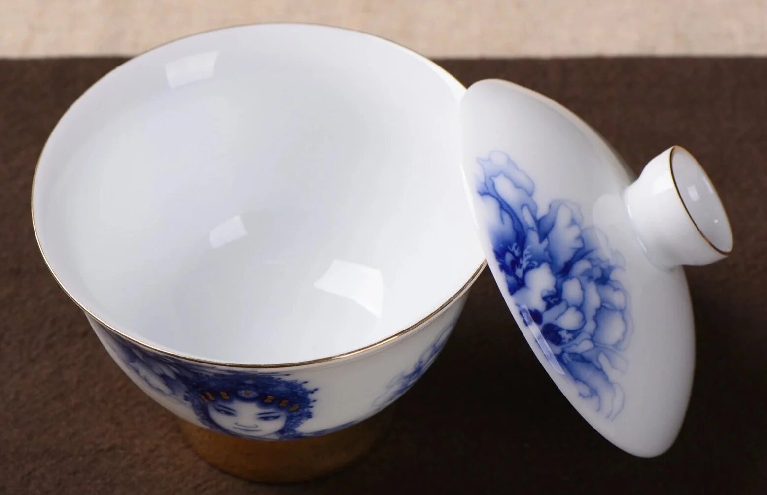 4A6BD7D1-BE9F-4C70-B1C4-C10335D374F8