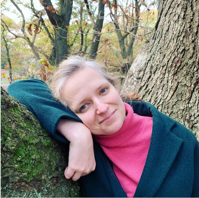  S01 - E19 - Svetlana - Death and funerals in the UK