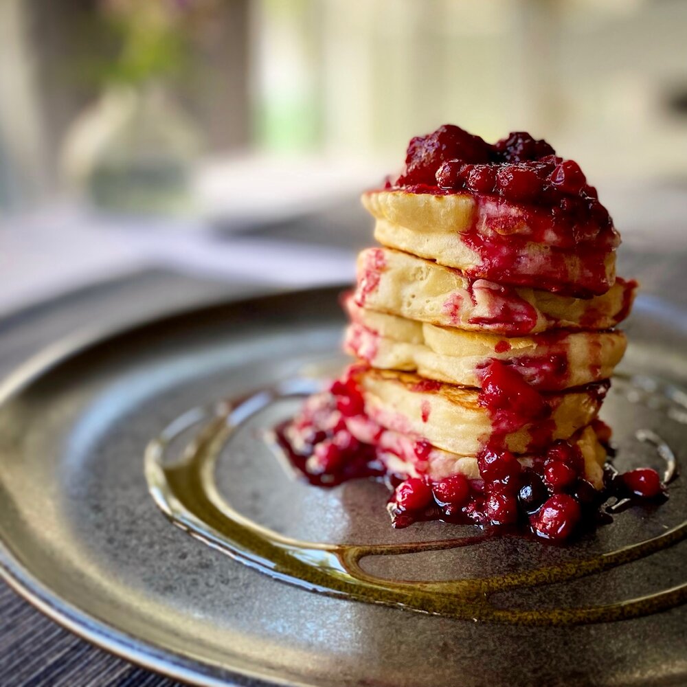 stack-of-fluffy-pancakes.jpg