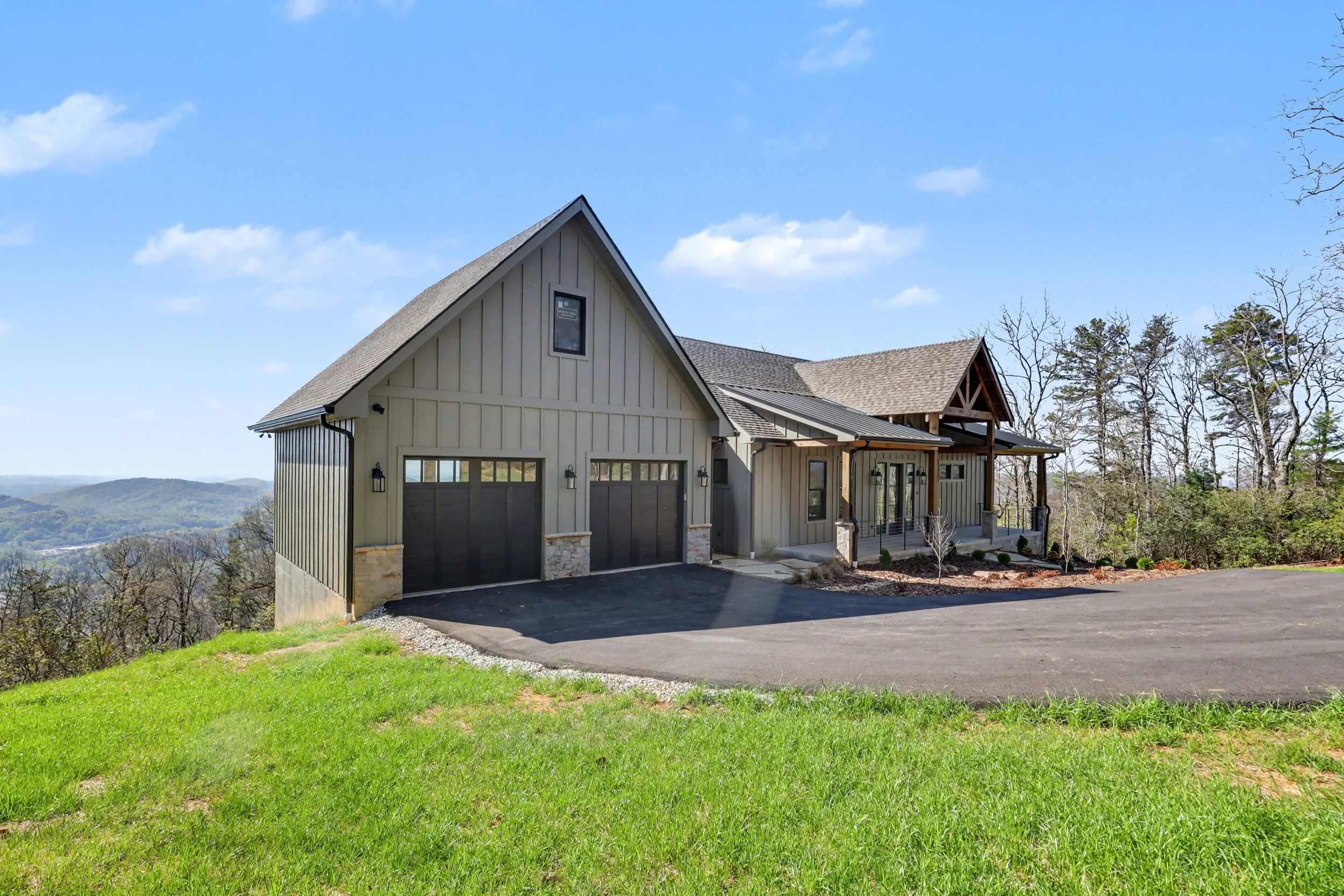1012 Winding View Trail (10).jpg