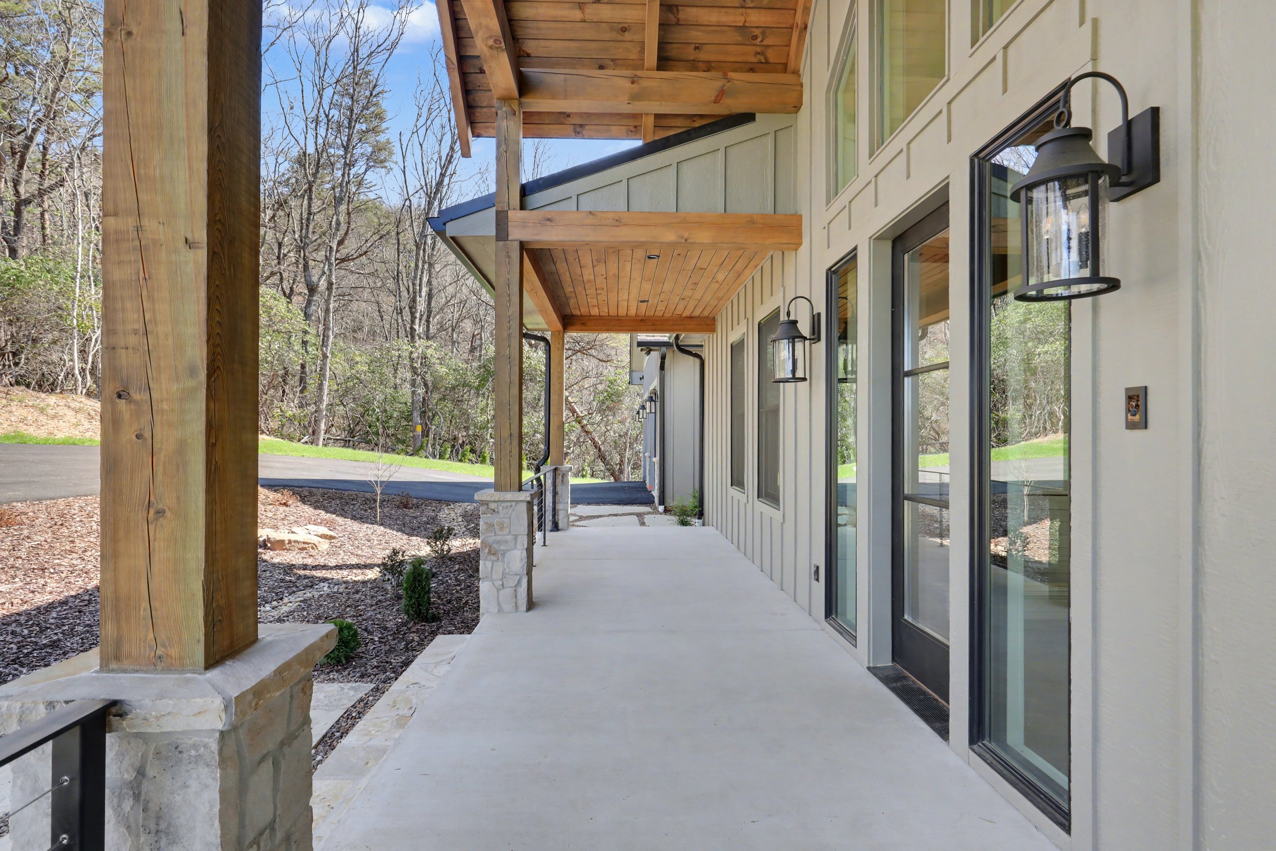1012 Winding View Trail (14).jpg