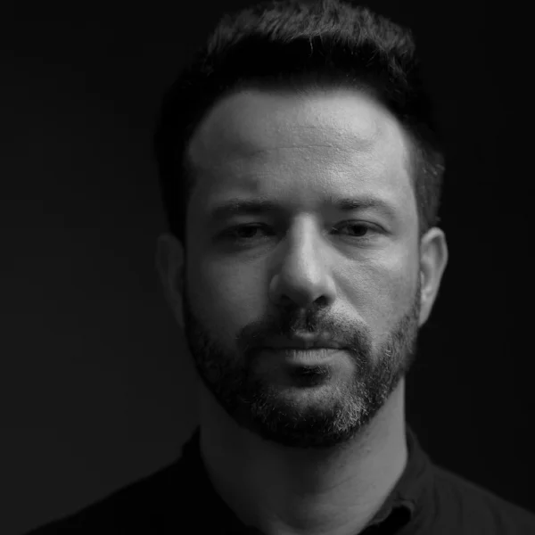 HumbertoCunha_artdirector.jpg