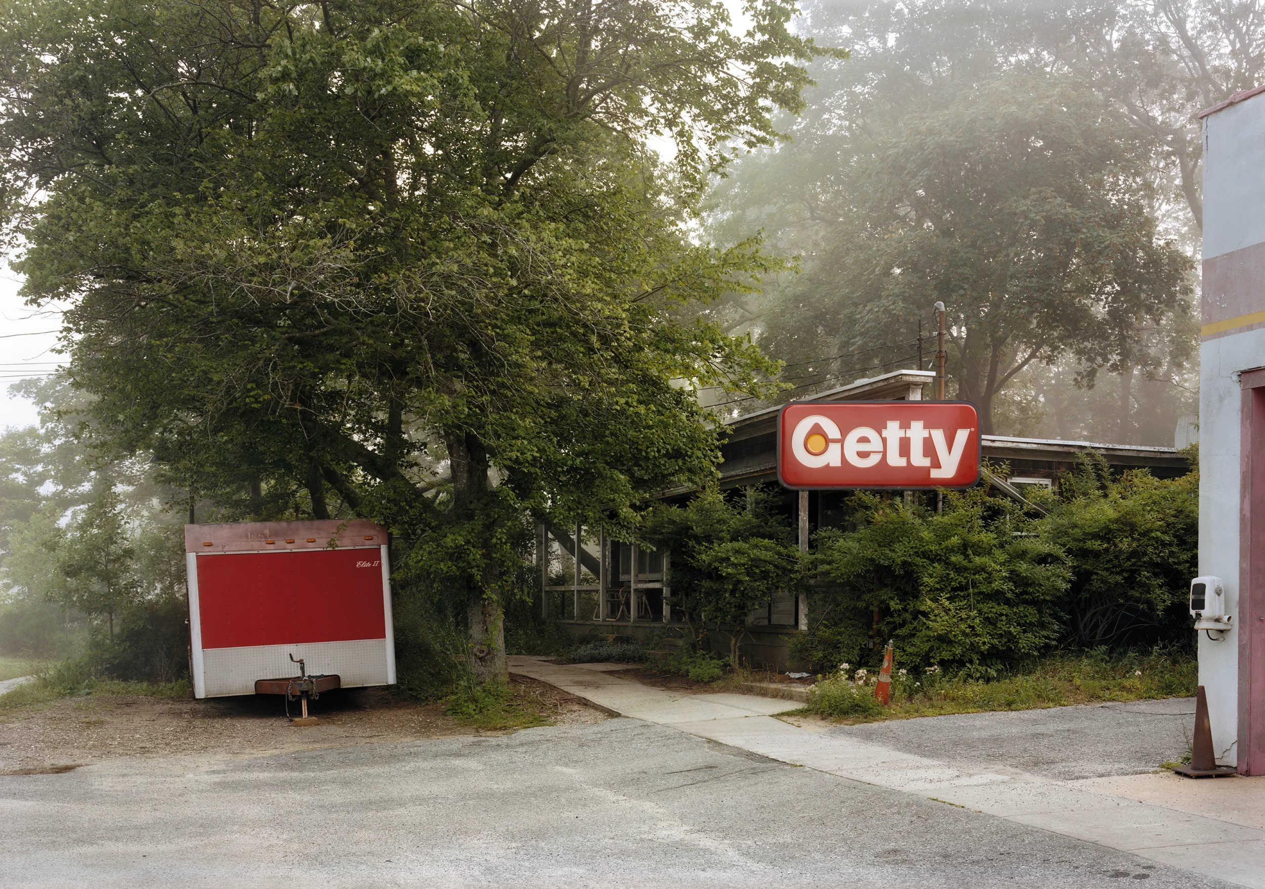 Getty Station, N Main St, East Hampton, 2011.jpg
