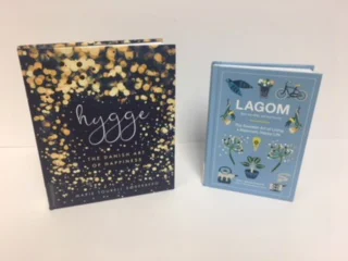 Seriously, how PRETTY are these books?