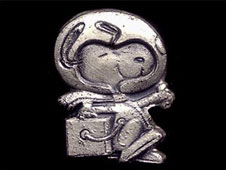 snoopy pin.jpg