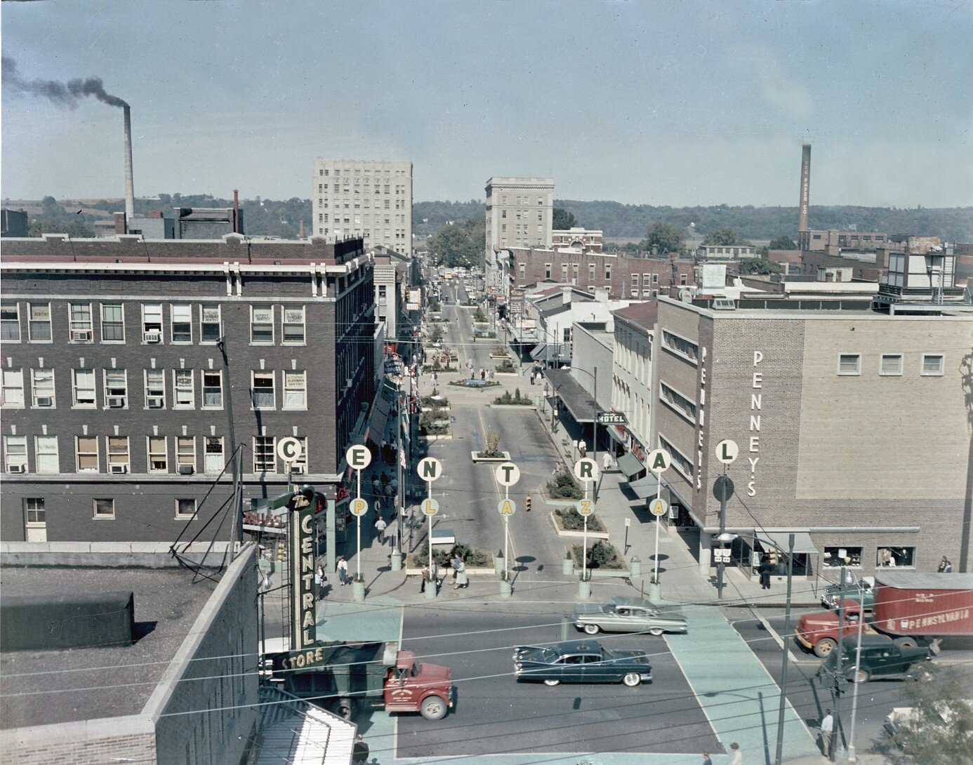 Central Plaza, 1959