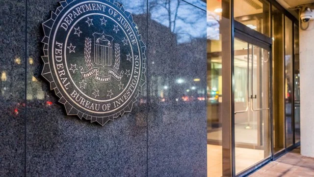 Mueller investigation files new charges against Gates, Manafort; Gates pleads guilty to 2 charges | The Knife Media