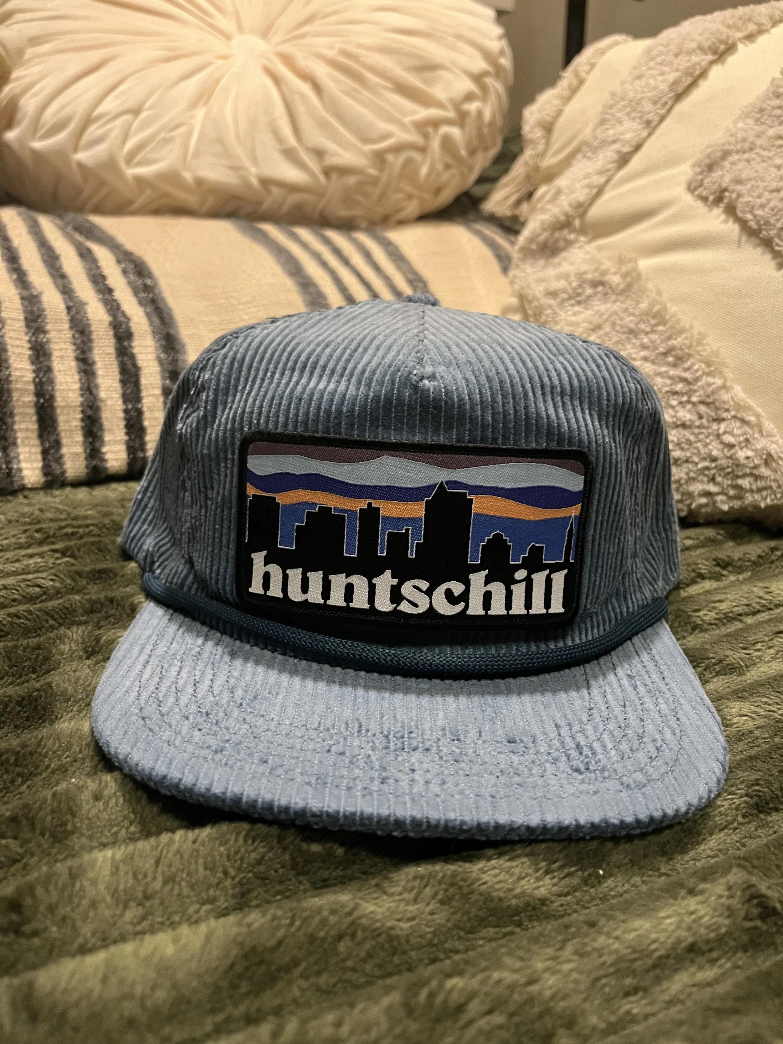 Huntschill -Unstructured with Rope Cap. (Locale)