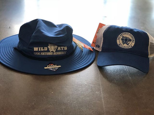 JUST IN! San Antonio Academy hats are ready for you, custom bucket and trucker. #sanantonioacademy #vivrouxsports