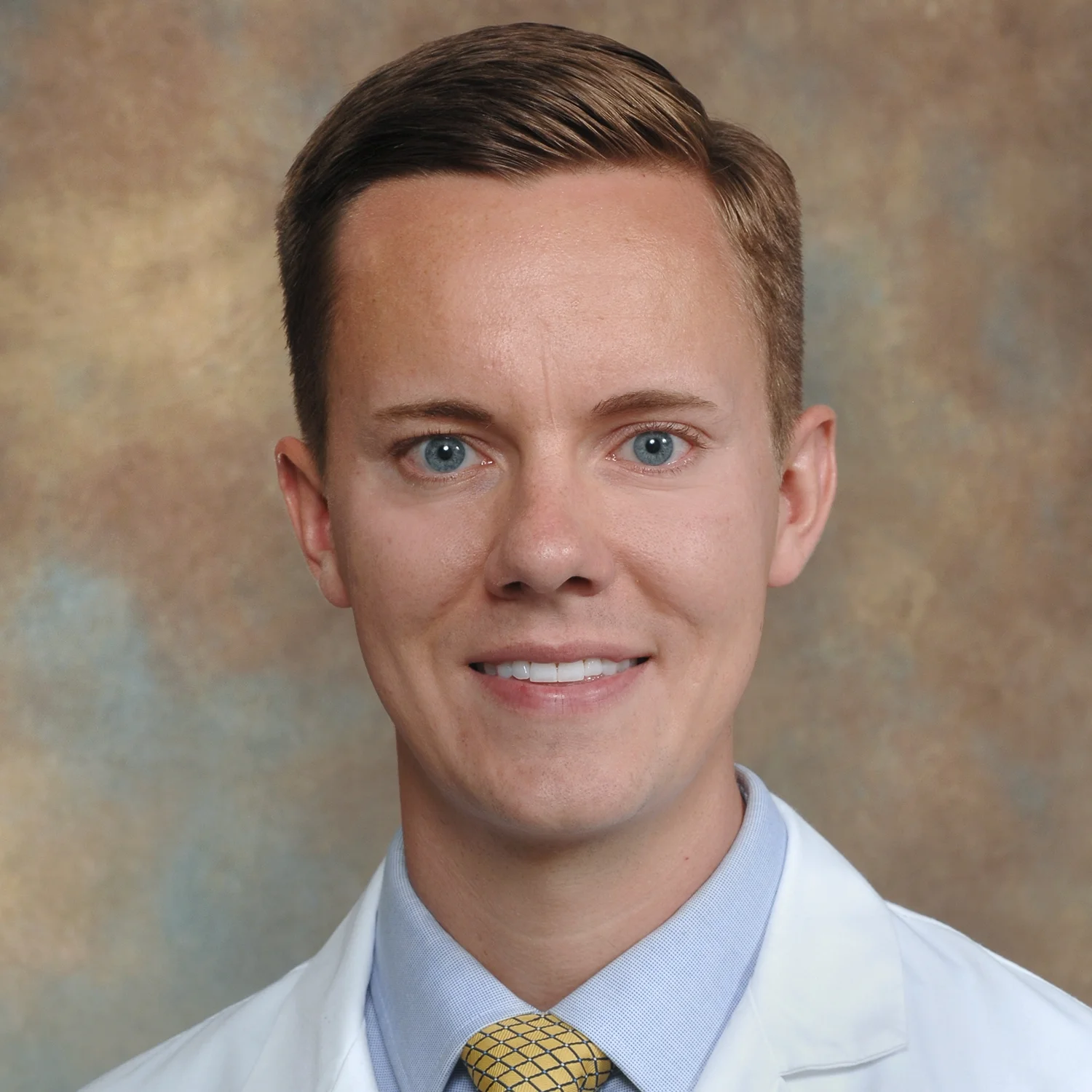 Christian Gausvik - University of Cincinnati I started my path towards medicine at Xavier University and completed medical school at UC where I did several years of Geriatrics research. I love Cincinnati and I am thrilled to be here because TCHUCFM really embodies exactly what Family Medicine should strive to be. Here I found stellar academics and a program with a genuine dedication to serving the most vulnerable populations. Since I was a kid I have had a passion for the care of older adults and the strength of the Geriatrics opportunities here sets a high bar. I love trying out new restaurants, cooking at home, gardening, and exploring the city.