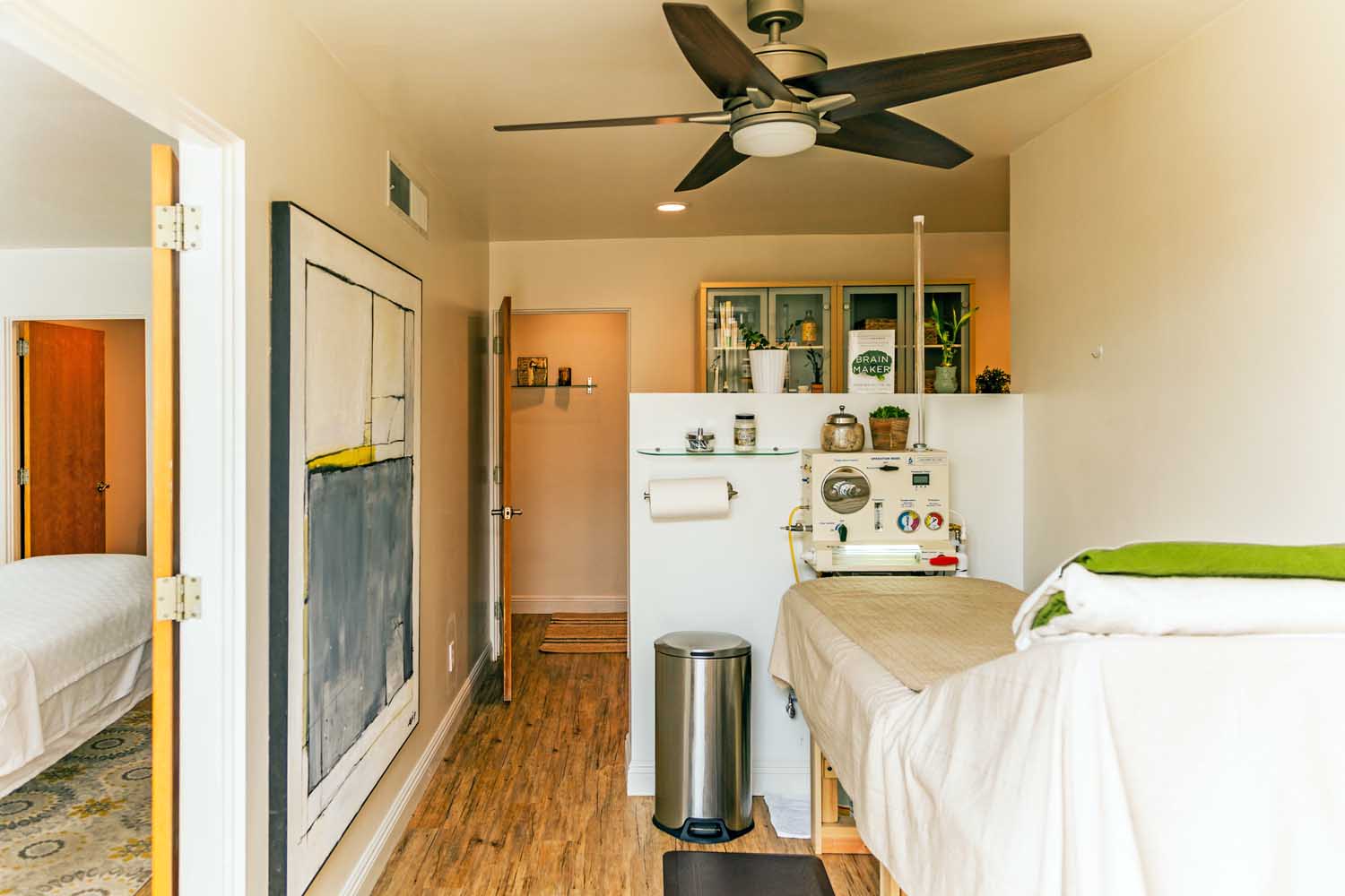 nourishments-health-studio-colonic-sml.jpg