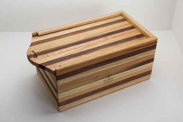 CCBBBSLS Bread bin with sliding lid striped 01.jpg