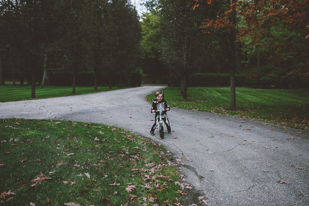 toddlerskeletoncostume86.jpg